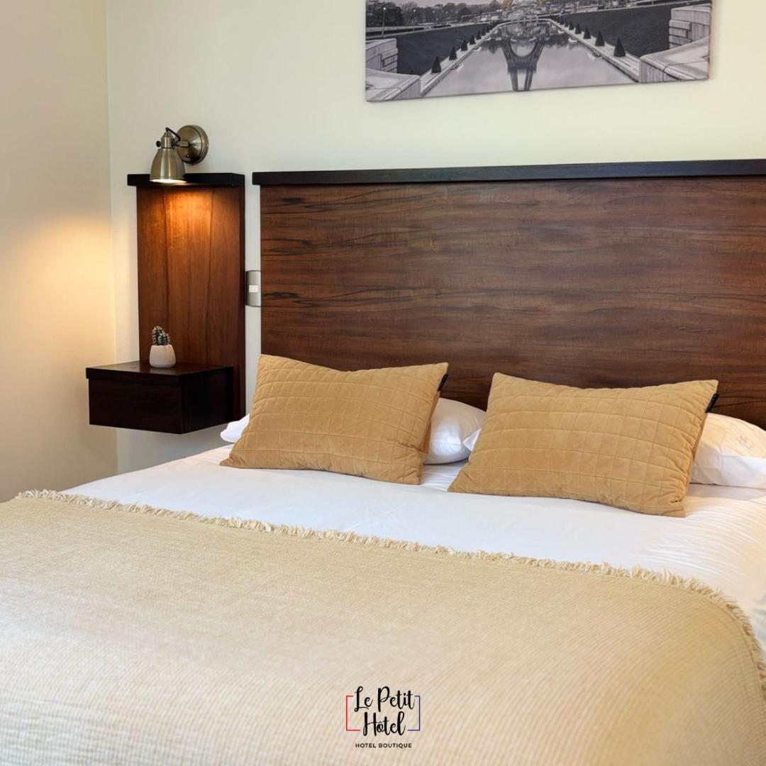 Hotel Le Petit Concepcion Phòng bức ảnh